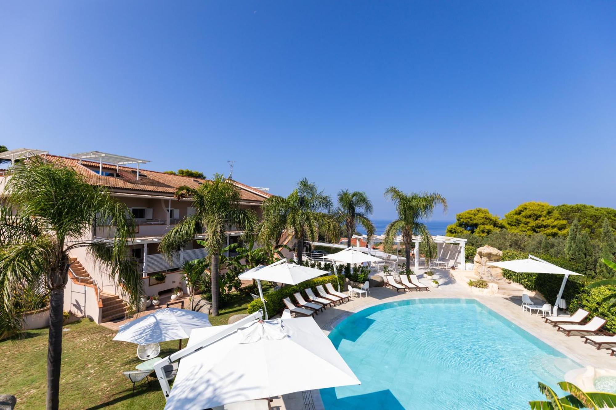 L' Arcobaleno Resort Ricadi Eksteriør billede