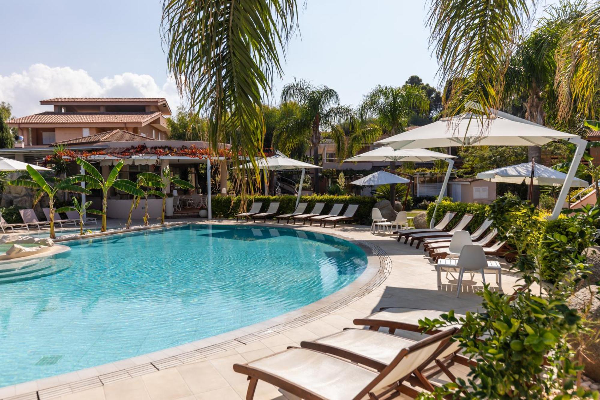 L' Arcobaleno Resort Ricadi Eksteriør billede