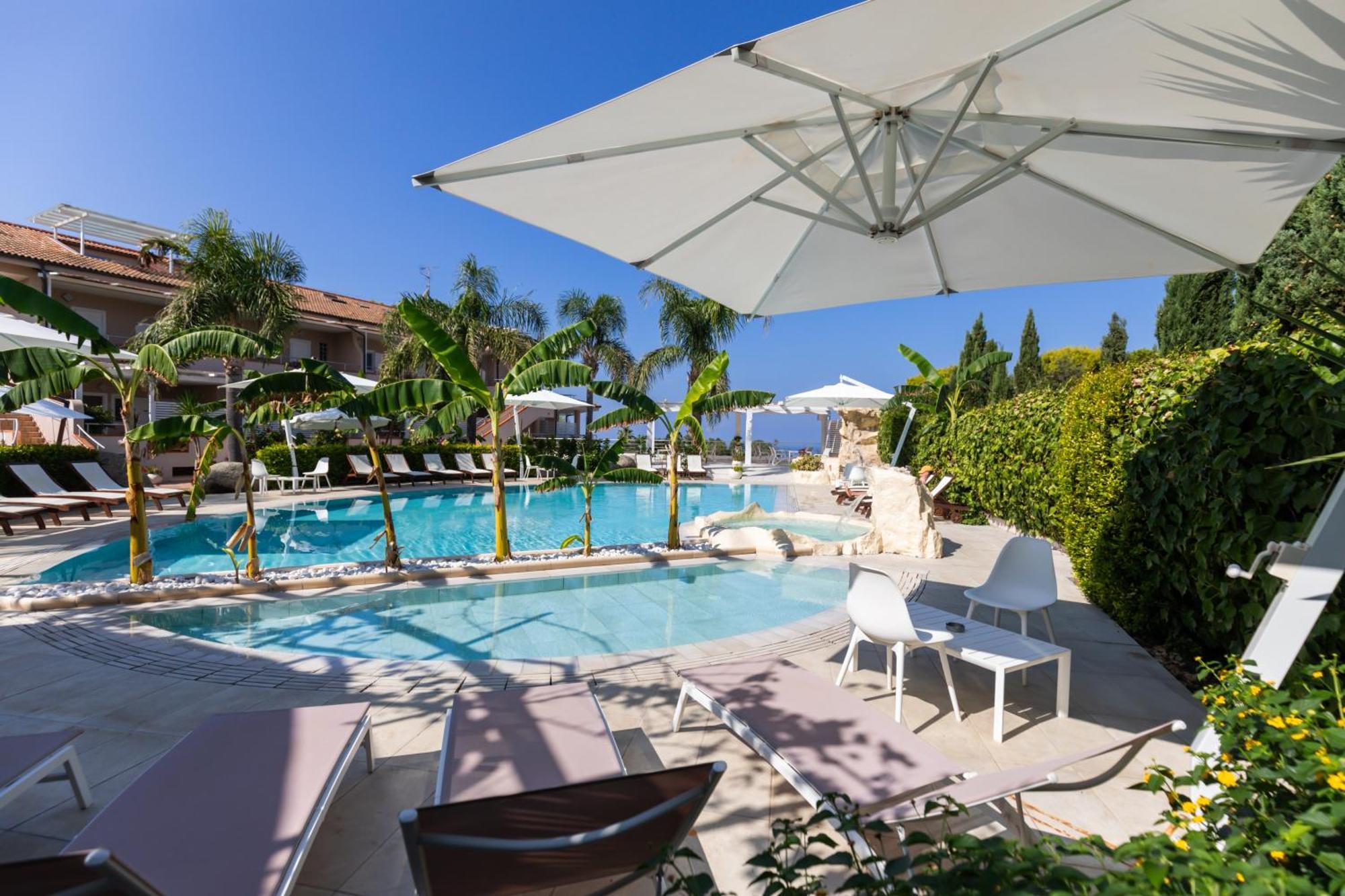 L' Arcobaleno Resort Ricadi Eksteriør billede