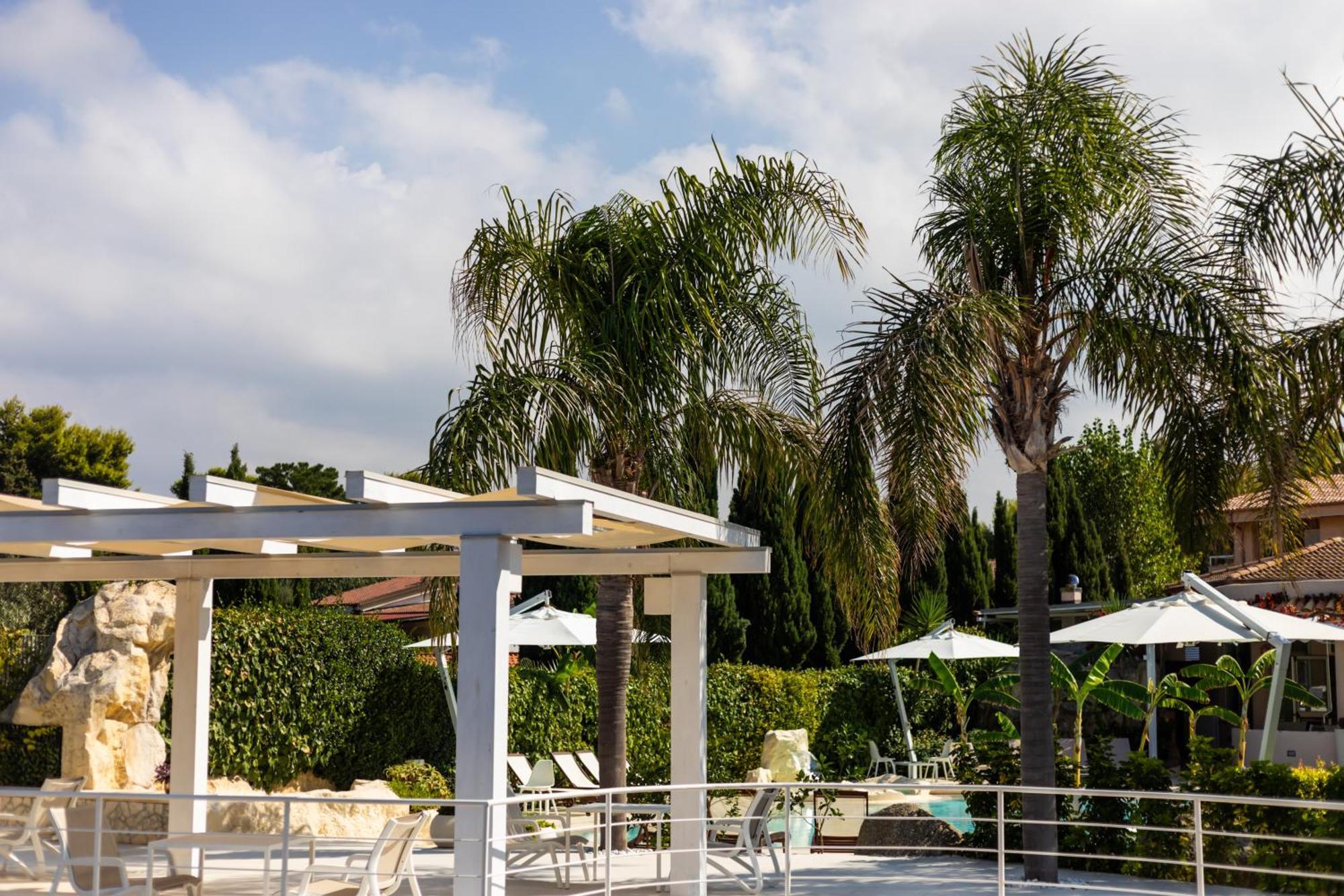 L' Arcobaleno Resort Ricadi Eksteriør billede